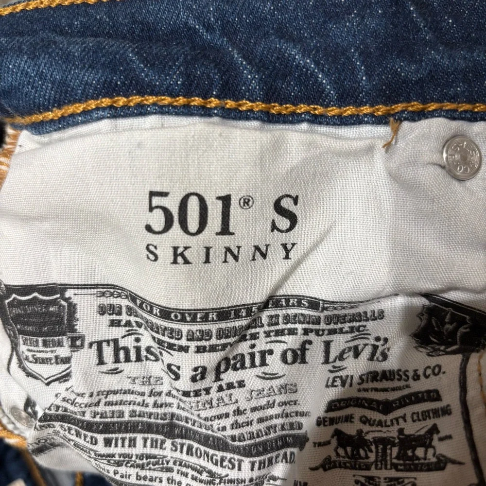 Levis 501 Original Fit Jeans Dark Wash Blue 26